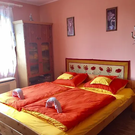 Katica Apartman 아파트 기에네스디아스